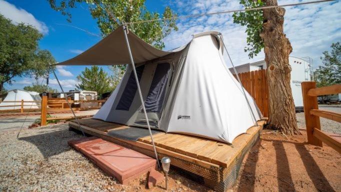 Funstays Glamping Setup Tent In Rv Park #2 Ok-T2 Moab Exterior photo